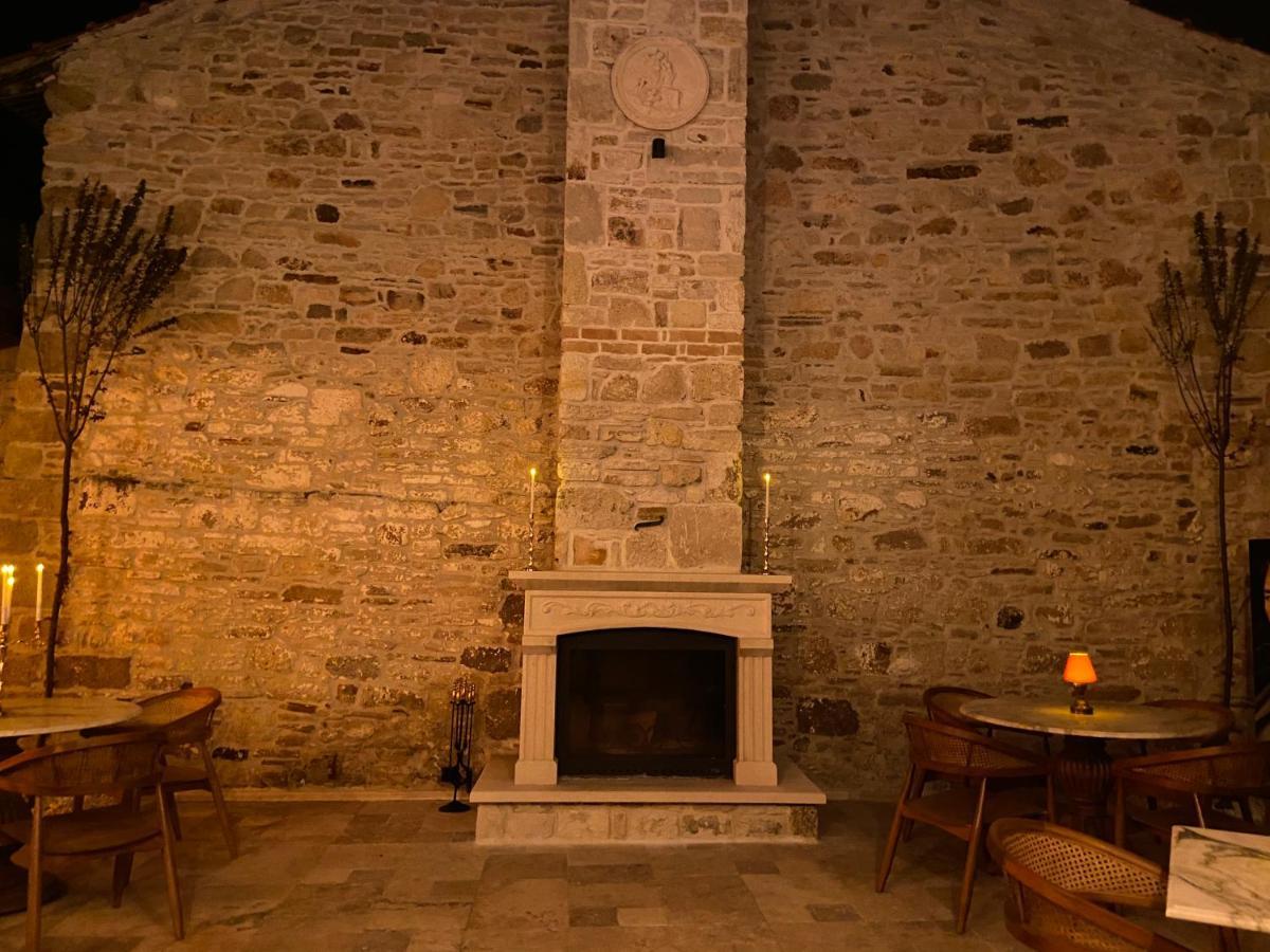Dionysos 1789 Boutique Hotel فوكا المظهر الخارجي الصورة