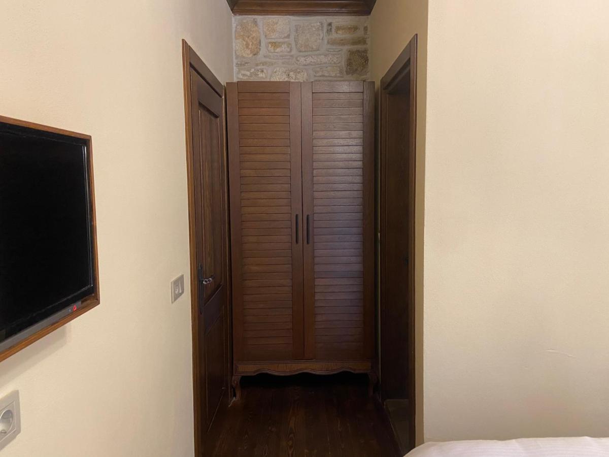 Dionysos 1789 Boutique Hotel فوكا المظهر الخارجي الصورة
