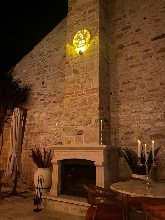 Dionysos 1789 Boutique Hotel فوكا المظهر الخارجي الصورة